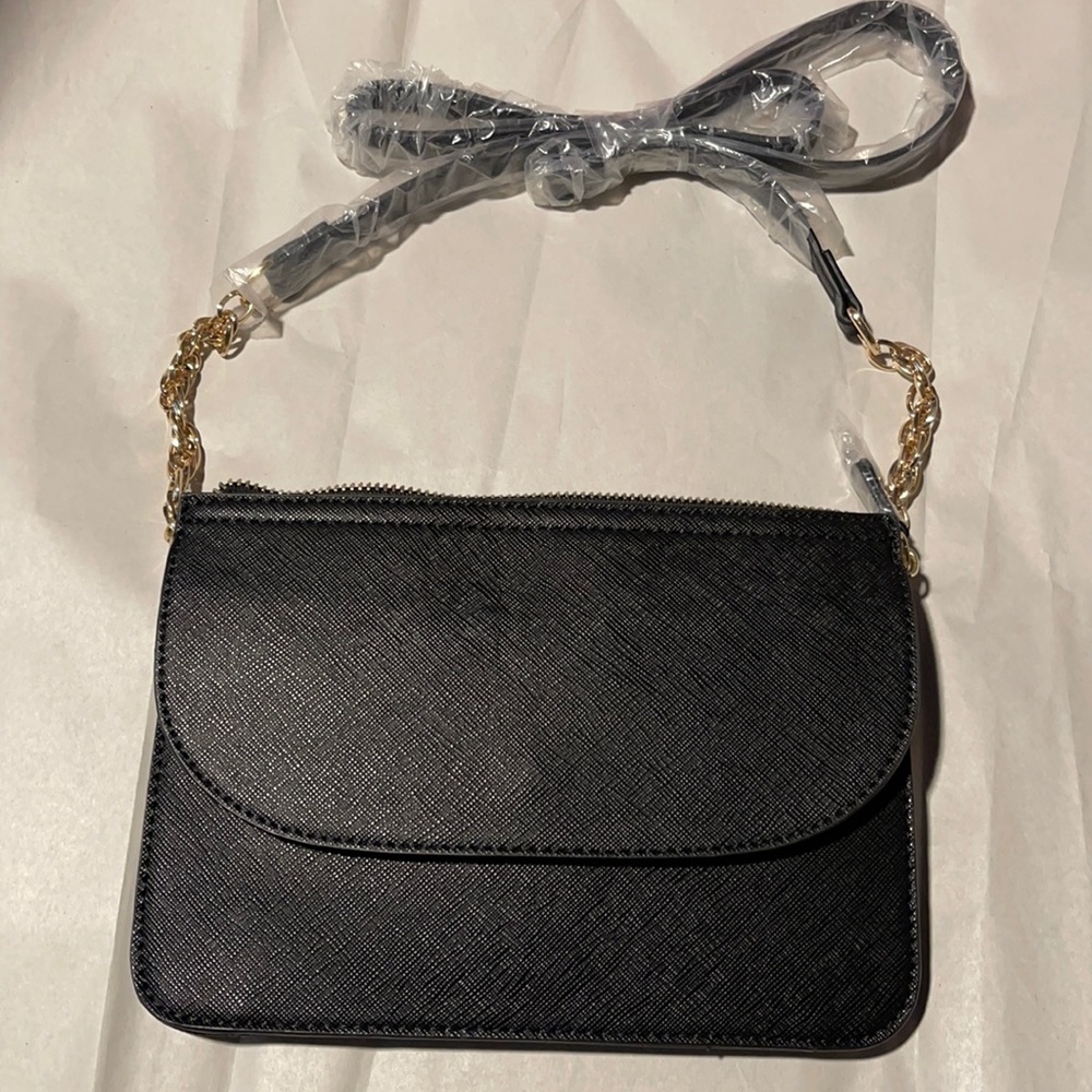 14 th & union black clutch multi pockets